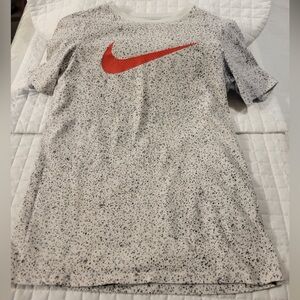 Nike Tee Dri-FIT White Black Grey Speckled Orange Swoosh Athletic Crew Neck Cool